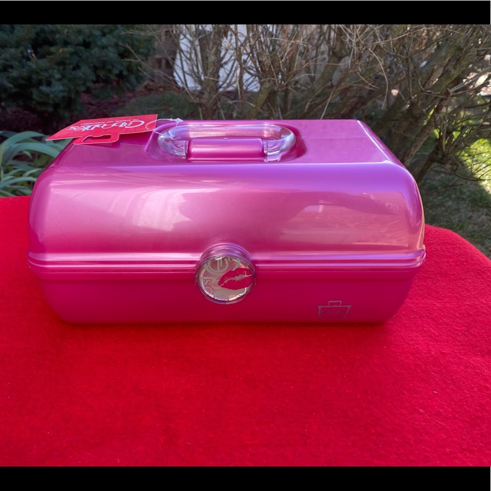 Caboodles pink organizer brand new with handle